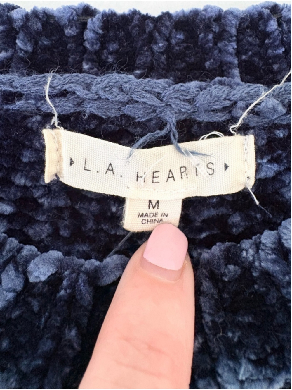 L.A. Hearts Chenille Sweater Sz M Navy EUC - Picture 4 of 8